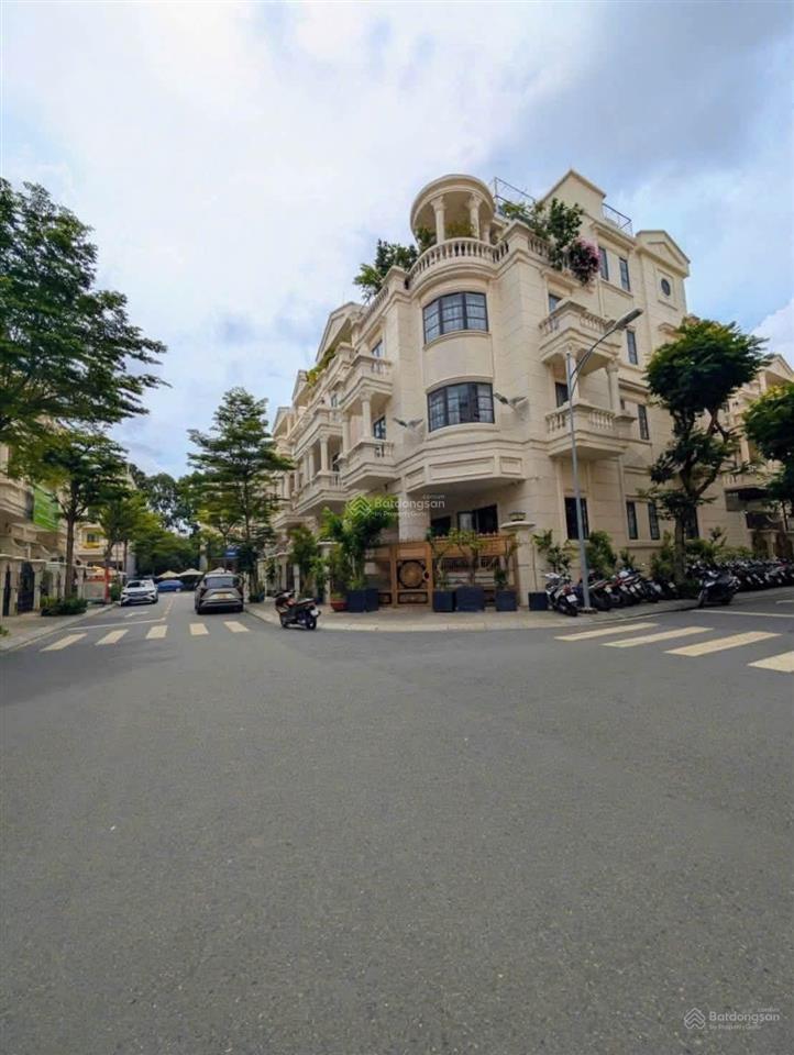 Căn góc cityland park hills  ngay lotte mart  thang máy  vị trí đẹp