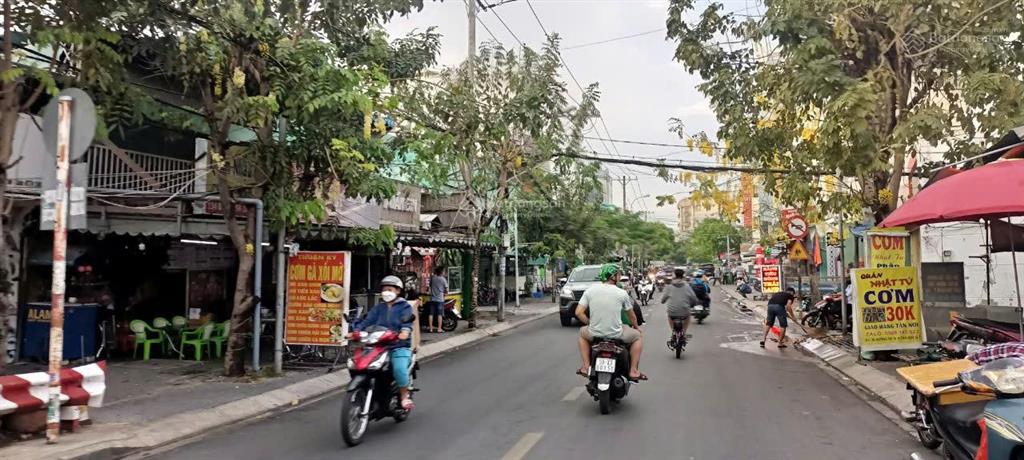 Nhà 4 tầng mặt tiền đường số tân quy, quận 7. 5*22 chỉ hơn 17 tỷ.