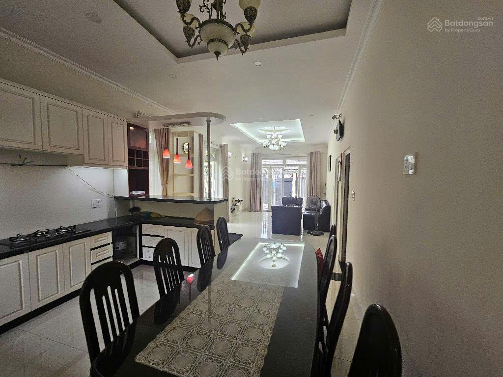 Biệt thự căn góc đường lớn, 22*28m, 624m2 thổ cư, 40 tỷ