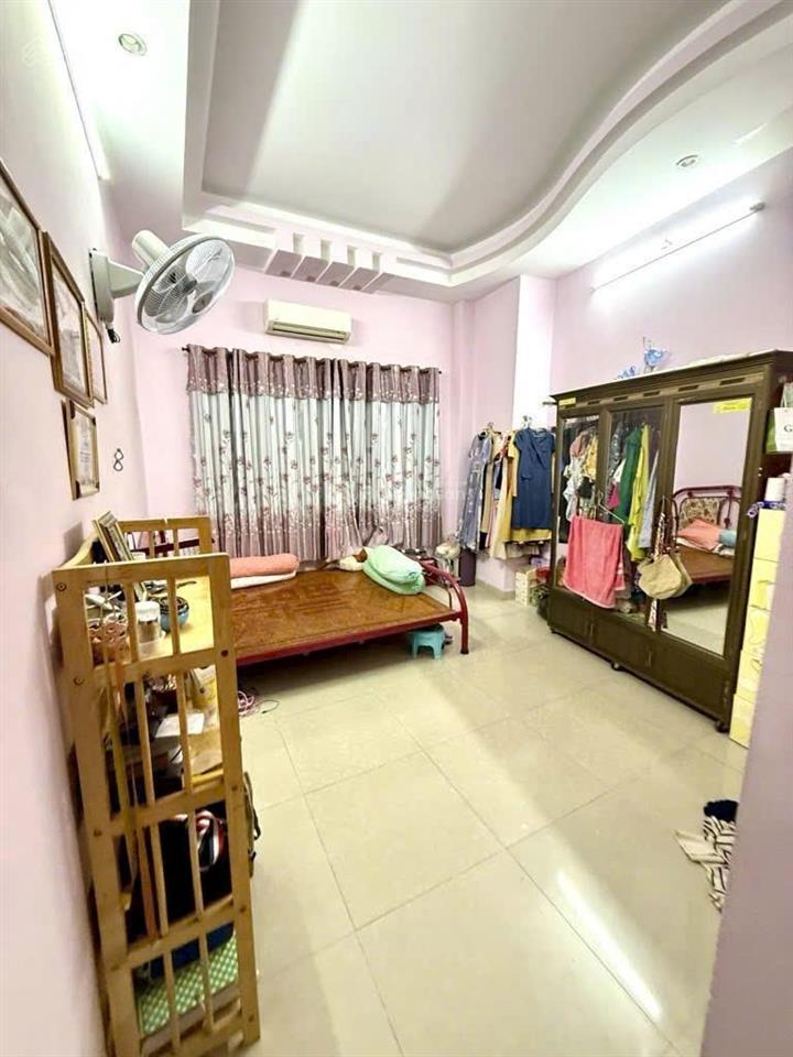 Chdv 5 tầng hẻm xe hơi tt q 7, gần q 4. dt 5*24, chỉ 13 t.ỷ.