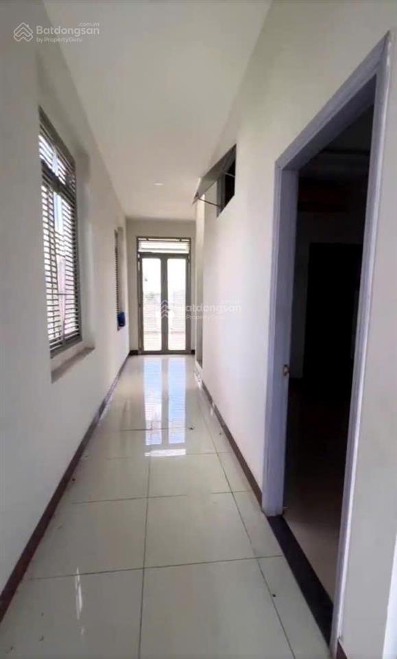 Nhà 3 tầng mặt tiền đường huỳnh tấn phát, 5*27 , 135 m2 thổ cư chỉ hơn 12 tỷ.