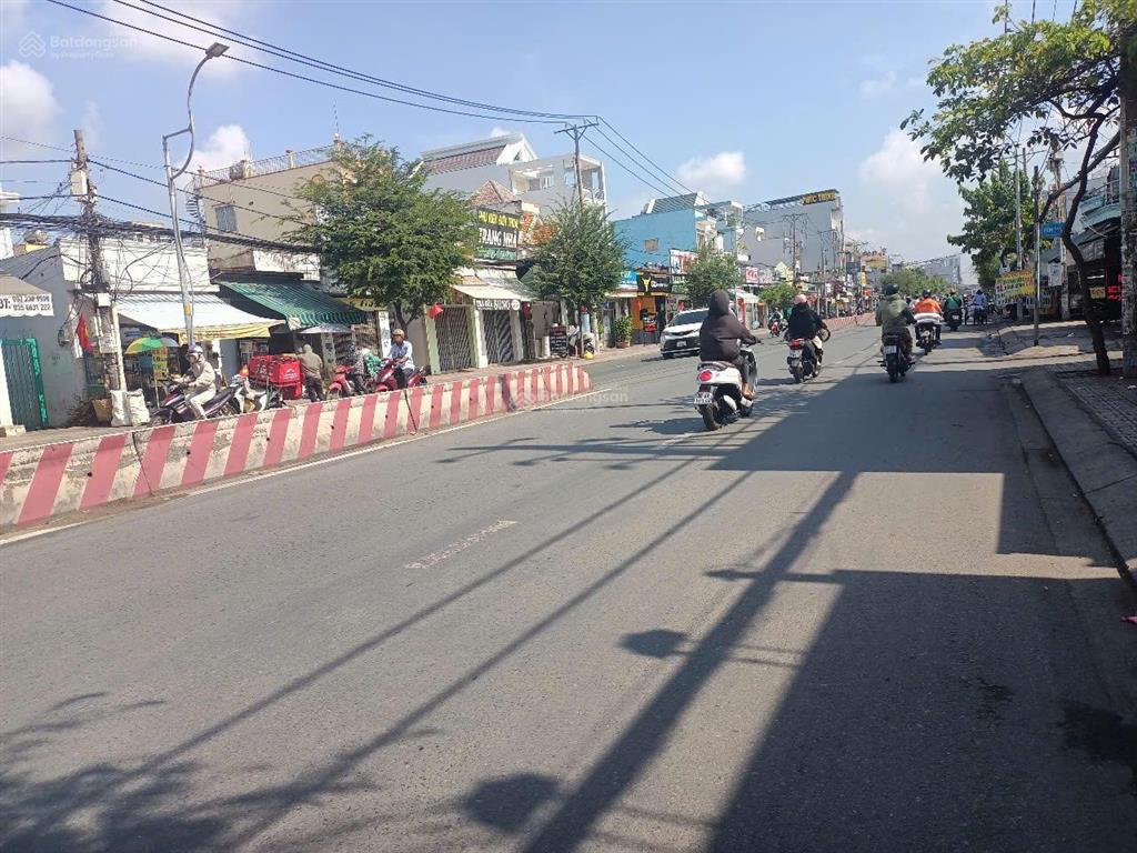 Nhà 3 tầng mặt tiền đường huỳnh tấn phát, 5*27 , 135 m2 thổ cư chỉ hơn 12 tỷ.