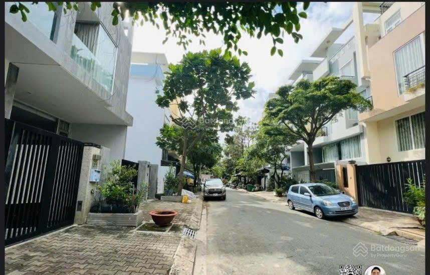 Đất đường nhựa 12 m khu b làng đại học phước kiển. 10*20 hơn 18 tỷ
