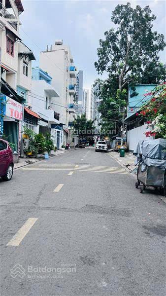 Nhà mặt đường nhựa 10 m, nguyễn thị thập quận 7. dt 4,5*22m giá 9,8 tỷ