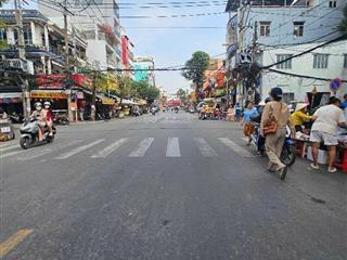 Nhà mặt đường nhựa 10 m, nguyễn thị thập quận 7. dt 4,5*22m giá 9,8 tỷ