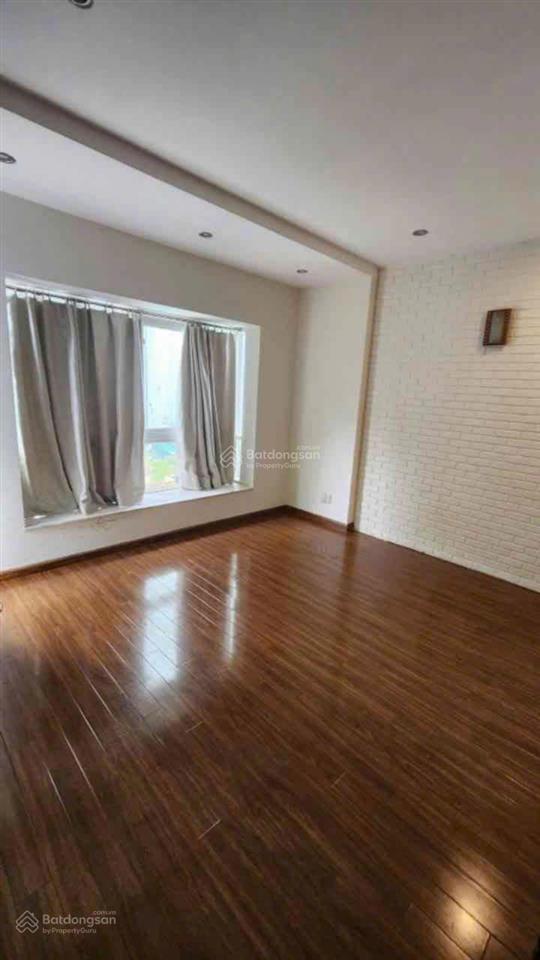 Giảm mạnh chỉ 21 tỷ có căn 4 tầng góc đường 16 m, gần lotte q7. 6*18.