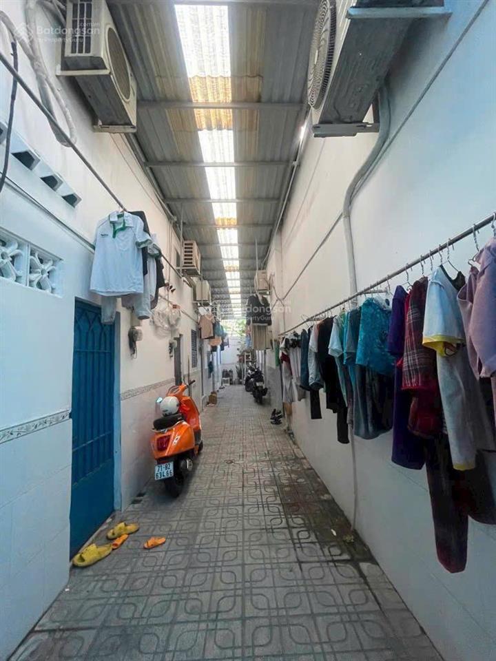 Dãy trọ 2 tầng hẻm 270 huỳnh tấn phát, tân thuận. 7,7*30, 11,5 tỷ.