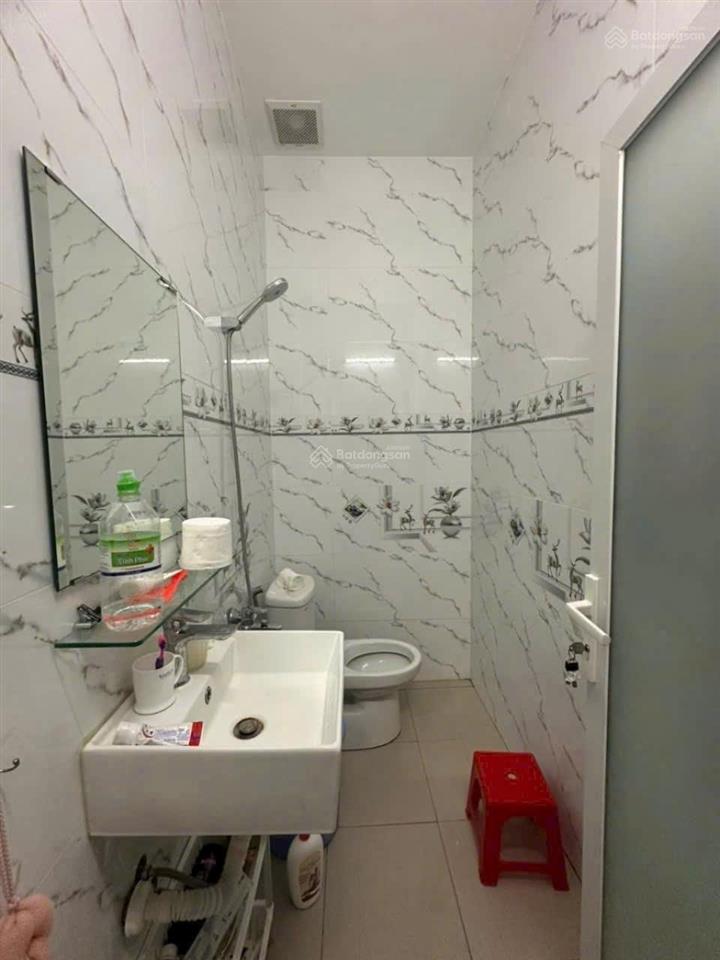 Nhà 4 tầng nguyễn thị thập, 6,5*21 hơn 11 tỷ. quá rẻ.