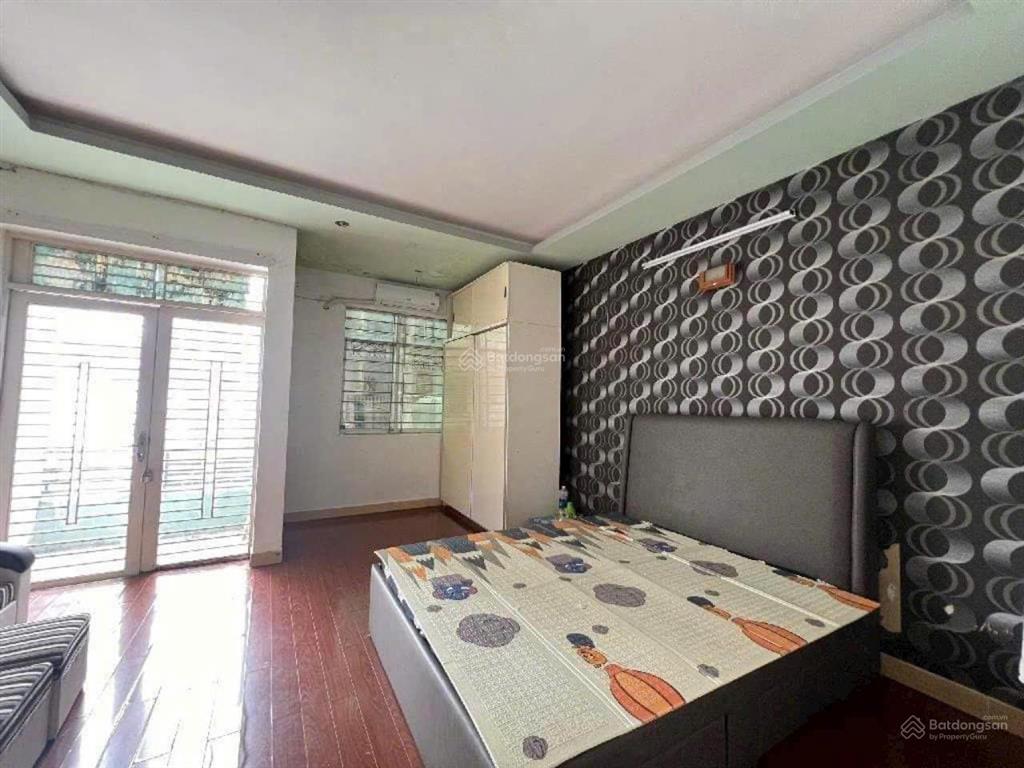 Nhà 4 tầng nguyễn thị thập, 6,5*21 hơn 11 tỷ. quá rẻ.