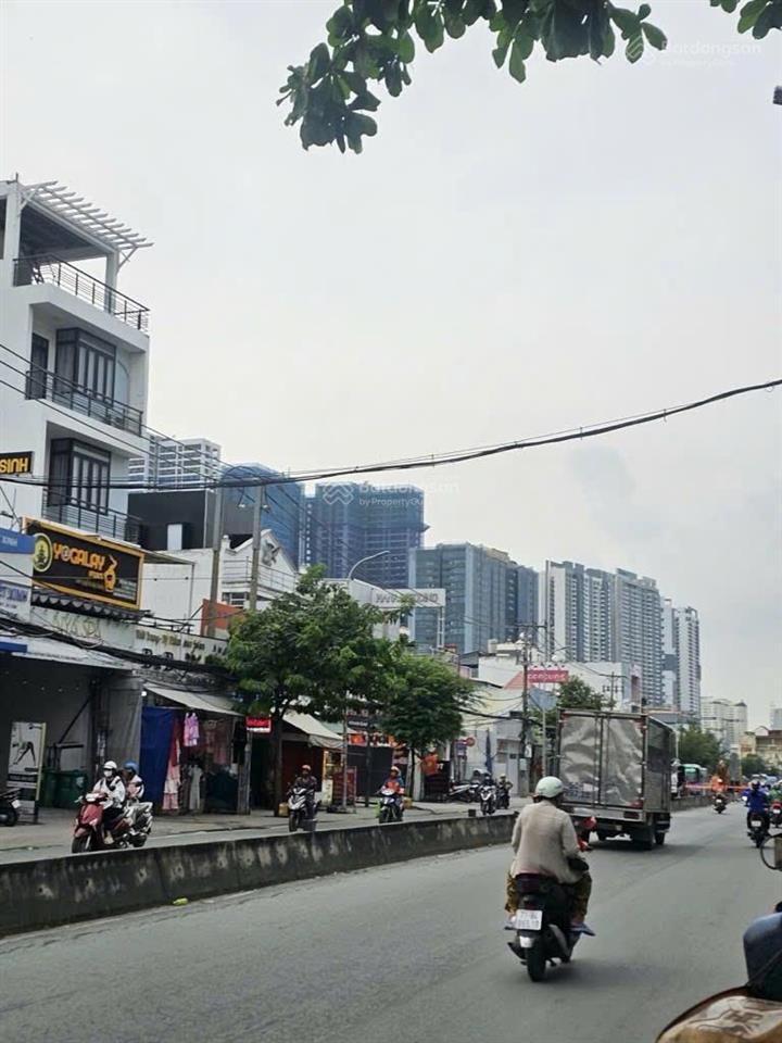 Mặt tiền đường huỳnh tấn phát quận 7. 5*26m chỉ 16,2 tỷ