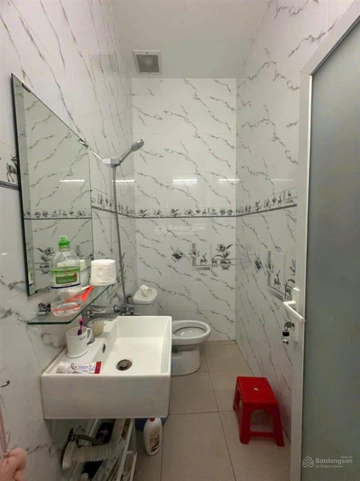 Nhà 3 tầng mặt hẻm 458 huỳnh tấn phát, quận 7. dt 8*15m hơn 11 tỷ