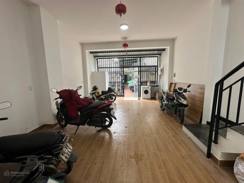 Chdv 5 tầng mới xây, tn 45 tr. 5*15m nở hậu. 6,95 tỷ