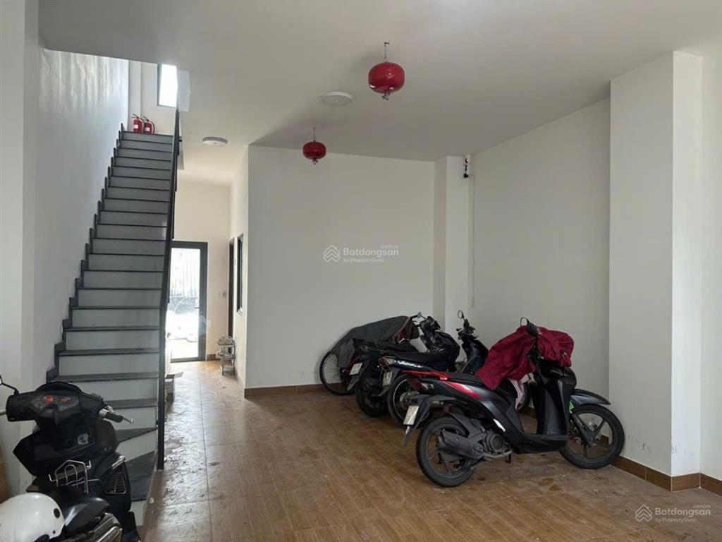 Chdv 5 tầng mới xây, tn 45 tr. 5*15m nở hậu. 6,95 tỷ