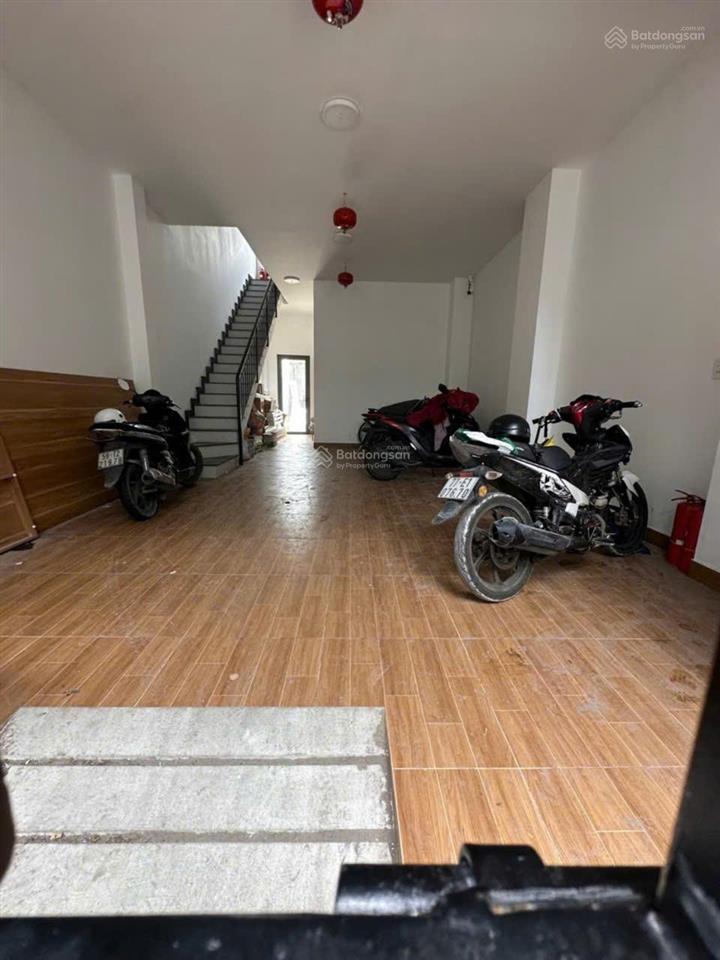 Chdv 5 tầng mới xây, tn 45 tr. 5*15m nở hậu. 6,95 tỷ