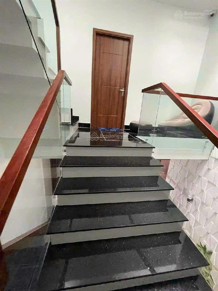 Nhà 4 tầng mới đẹp huỳnh tấn phát, 5*23 chỉ 8,1 tỷ.