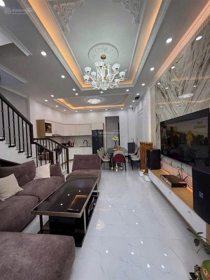 Hạ giá 1 tỷ bán gấp nhà đường ngô thị nhậm, phường 4, tp. đà lạt