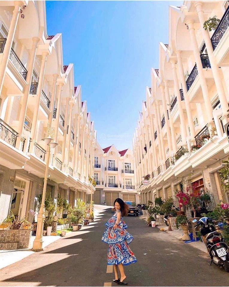 Bán gấp nhà kqh golden hill, phường 4, đà lạt  sổ riêng hoàn công  giá 6,6 tỷ