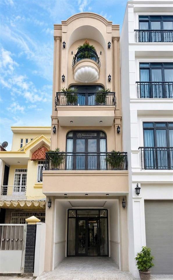 Bán nhà 92m2 tại mai hoa thôn, 13.6 tỷ, có thang máy