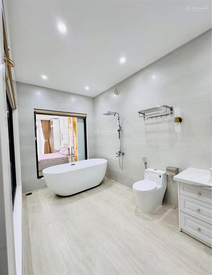 Bán nhà 92m2 tại mai hoa thôn, 13.6 tỷ, có thang máy