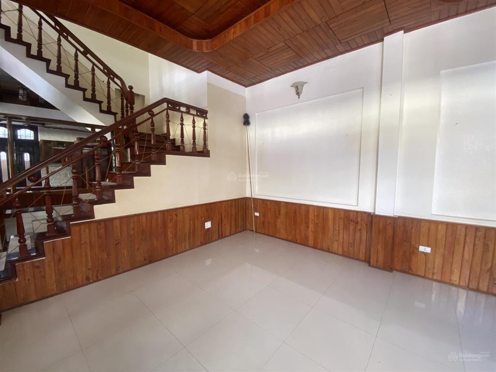 Bán gấp căn nhà góc 2 mặt tiền yersin, p.9  trung tâm đà lạt