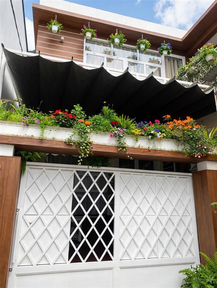 Nhà sân vườn nguyễn trung trực  trung tâm đà lạt