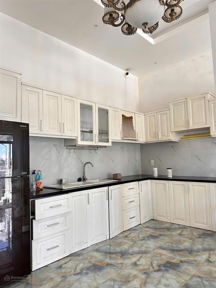 Ngộp ngân hàng thanh lý biệt thự view rừng thông đường nguyễn hữu cảnh, p.8, tp đà lạt