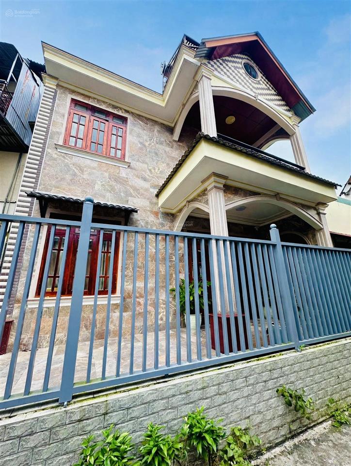 Cần bán gấp nhà sổ riêng xây dựng sát trung tâm hành chính đà lạt