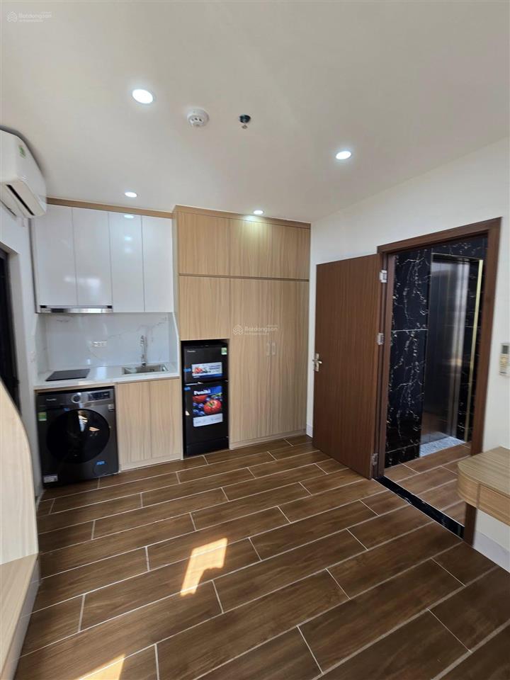 Siêu hiếm! toà căn hộ phố khúc thừa dụ, 40m2 x 7 tầng, 10 căn hộ full nt, doanh thu 55 triệu/tháng