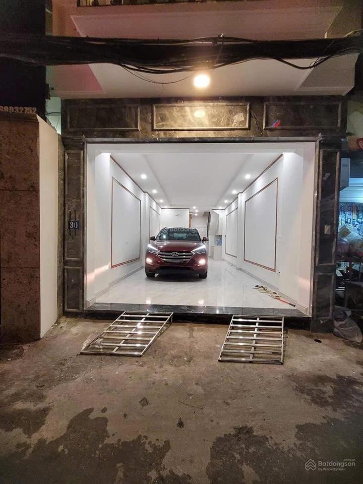 Hoa hậu! phố vip trương công giai, 49m2 x 7 tầng, mt 4.1m, ôtô vào nhà,ngõ thôngkinh doanh sầm uất