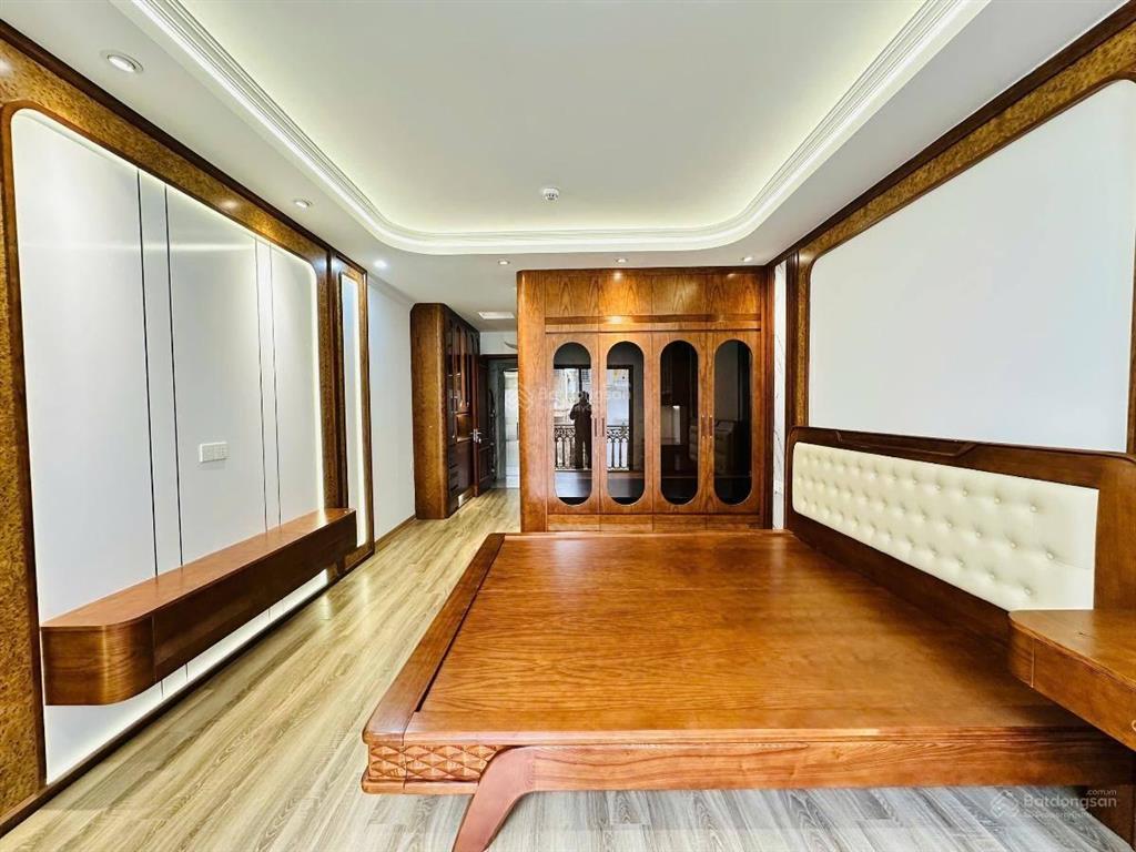 Giảm chào 2 tỷ! phân lô phố vip hoàng ngân, 57m2 x 5 tầng, mt 4.17m, ôtô tránh, kinh doanh bất chấp