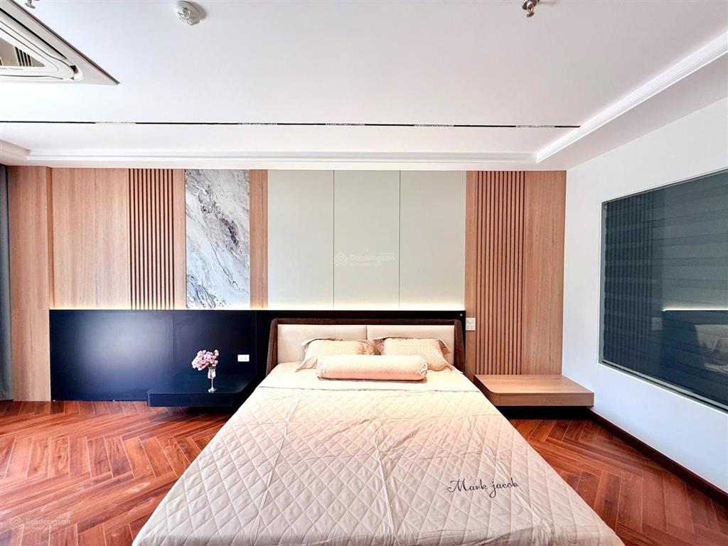 Hạ chào 3.8 tỷ! phân lô hoàng ngân, 90m2 * 6 tầng, mt 4.4m, lô góc, ô tô tránh, kinh doanh đỉnh cao