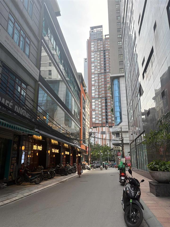 Hàng hiếm! toà vp lê văn lương, 105m2 *9 tầng, mt 12m, lô góc, ô tô tránh, kd đỉnh cao, dt ổn định