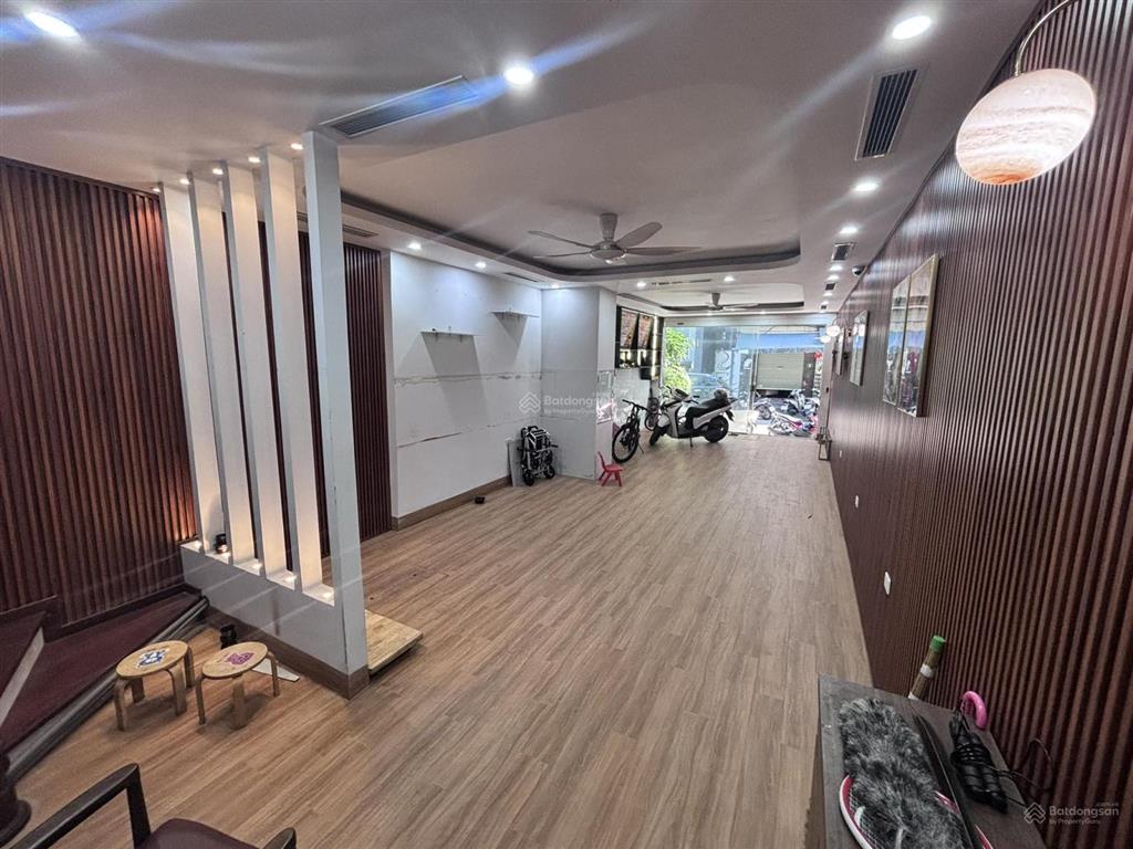 Kịch độc! toà văn phòng phố nguyễn chánh,60m2 x8 tầng, mt 4.5m, ôtô tránh,vỉa hè,kinh doanh sầm uất