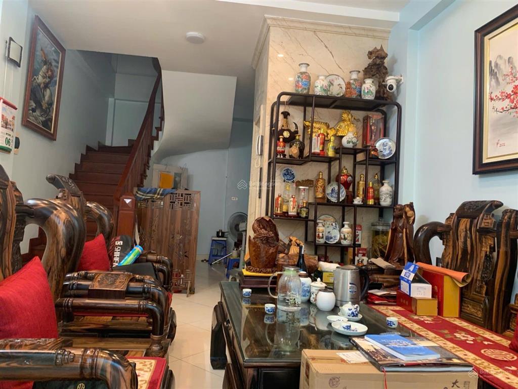 Siêu phẩm! phân lô phố trần quốc hoàn, 36m2 x 6 tầng, mt 4m, ôtô tránh, ở sướng, kinh doanh sầm uất
