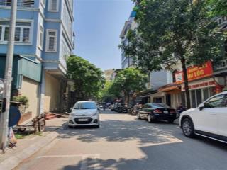 Giá hời! toà văn phòng phố dương khuê, 100m2 x 10 tầng, mt 9.6m, kinh doanh sầm uất, dt 1,8 tỷ/năm
