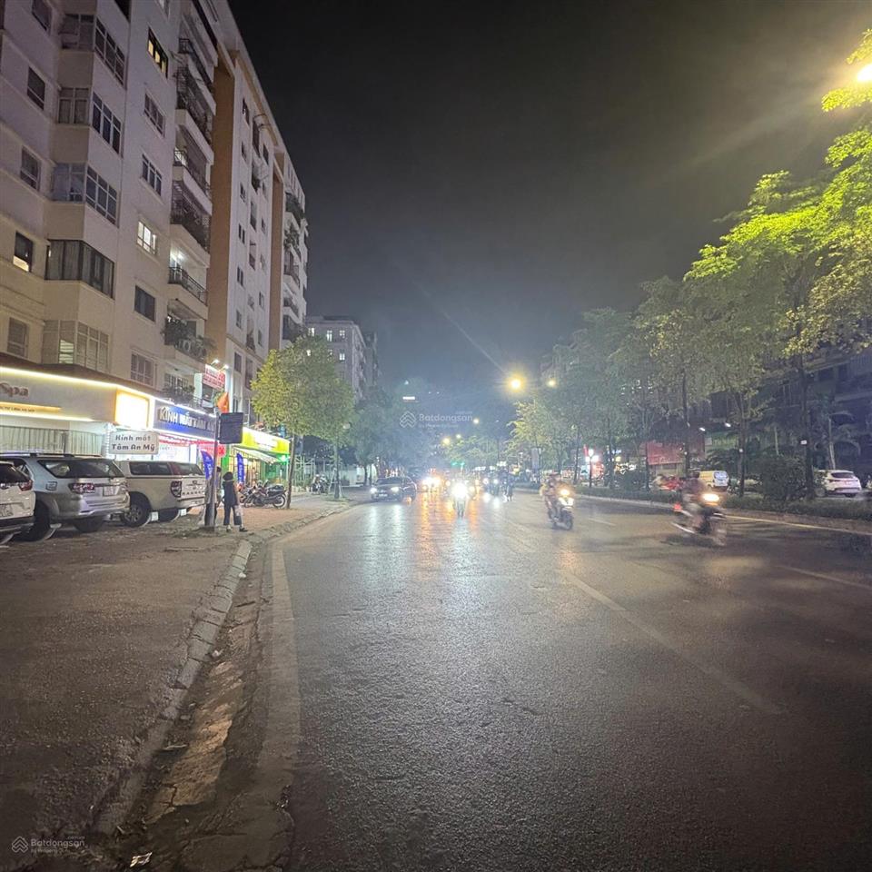 Tuyệt thế giai nhân! mặt phố nguyễn hoàng, 234m2 *11 tầng, mt 10m, lô góc,vỉa hè,kinh doanh sầm uất