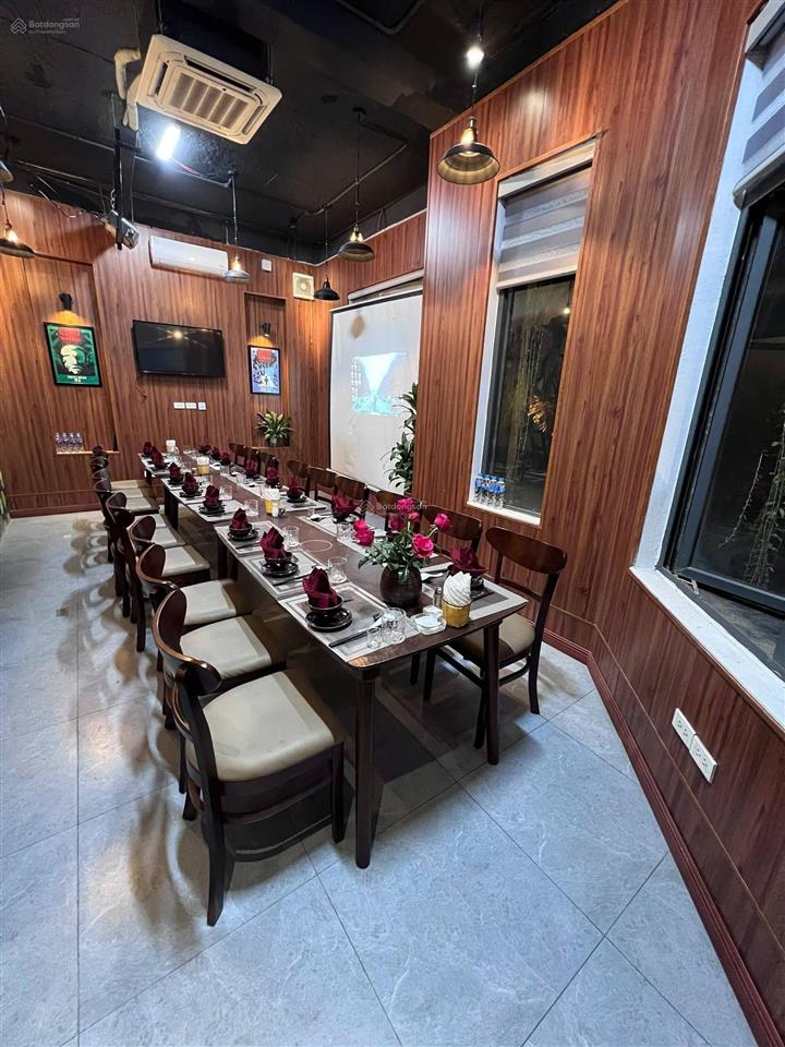 Kịch độc! biệt thự mặt phố lưu quang vũ, 218m2 x4 tầng, 15m2, lô góc,kinh doanh sầm uất, dt ổn định