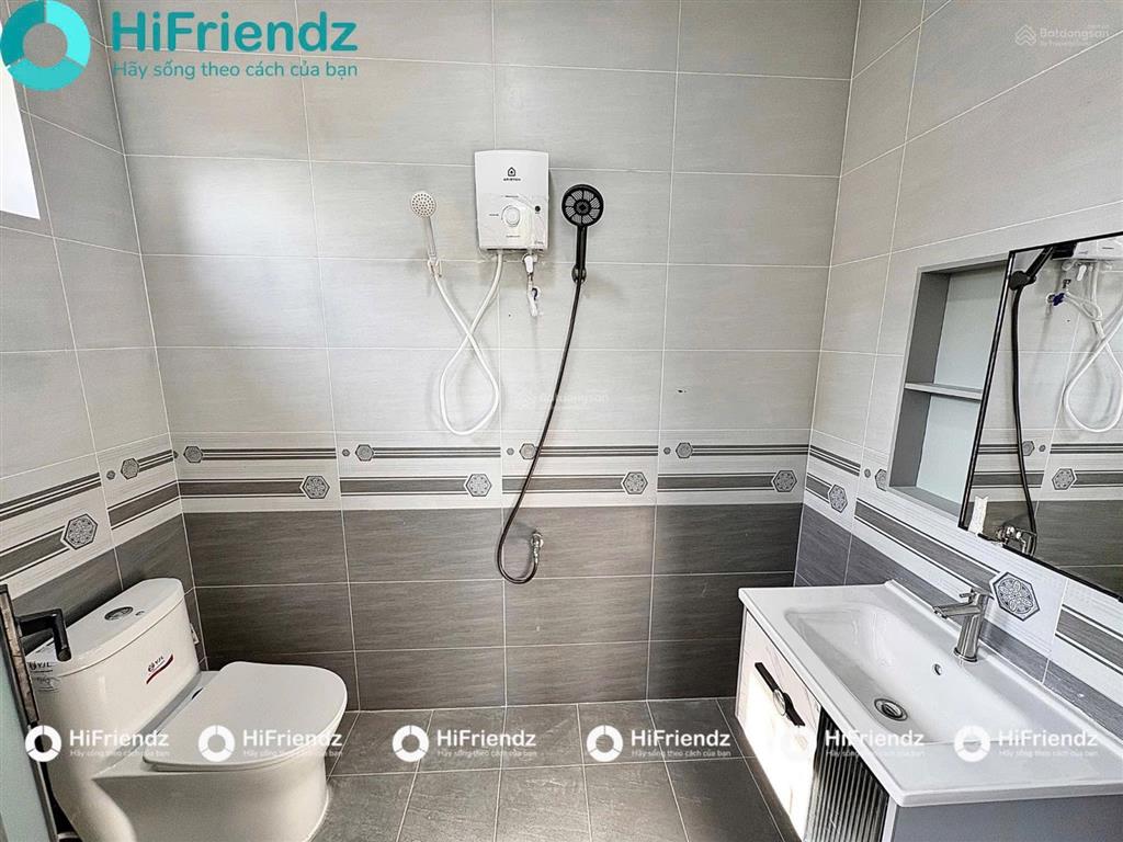 Chdv ban công trương văn bang, thạnh mỹ lợi