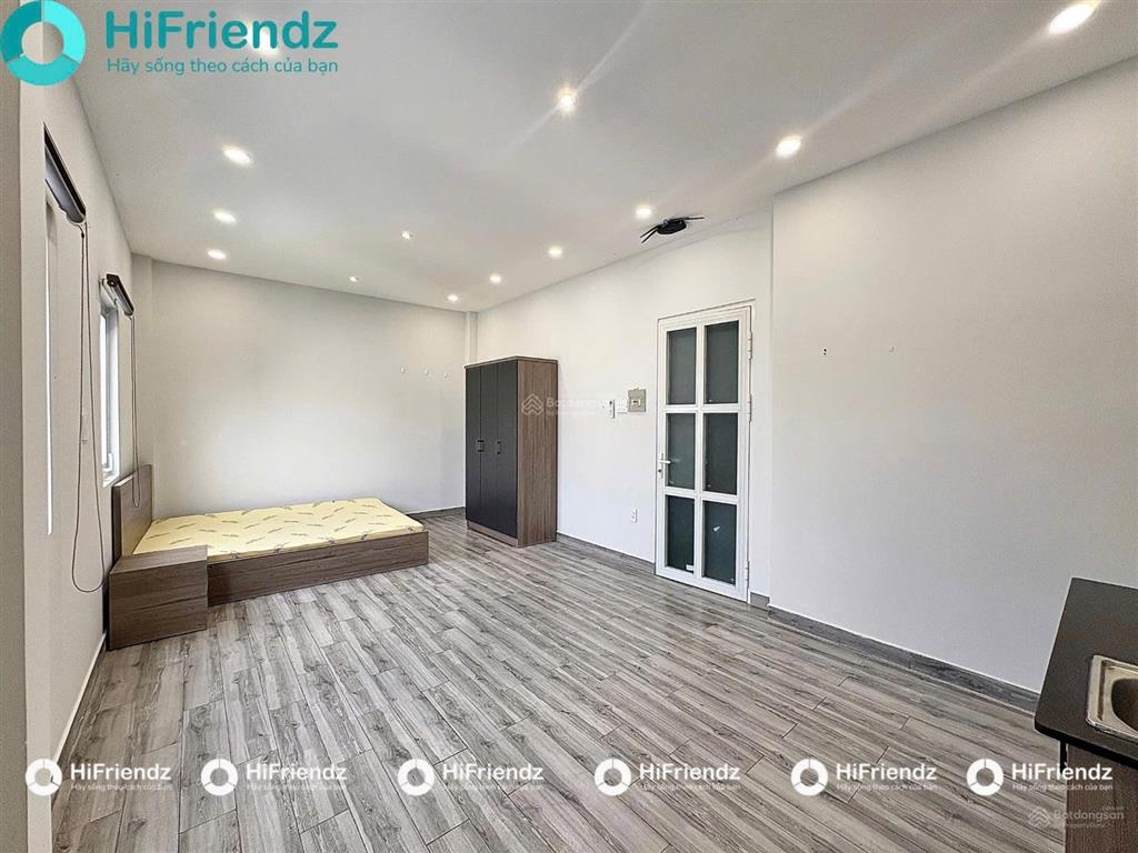Phòng full nội thất  cửa sổ thoáng mát ngay nguyễn duy trinh