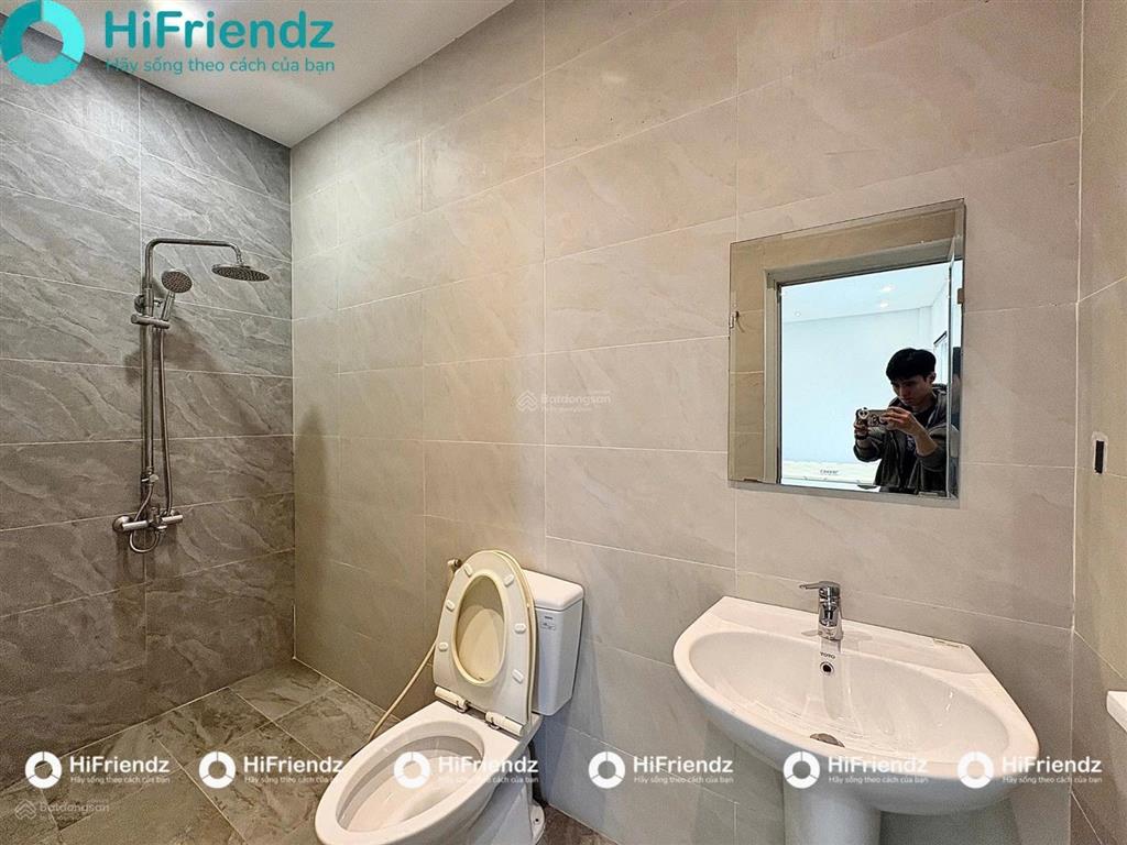 Phòng full nội thất  cửa sổ thoáng mát ngay nguyễn duy trinh