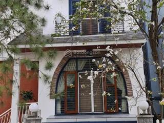 Bán biệt thự vườn đào, tây hồ, ciputra, hồ tây, thang máy, 181m², 5 tầng, mặt tiền 27m, kinh doanh