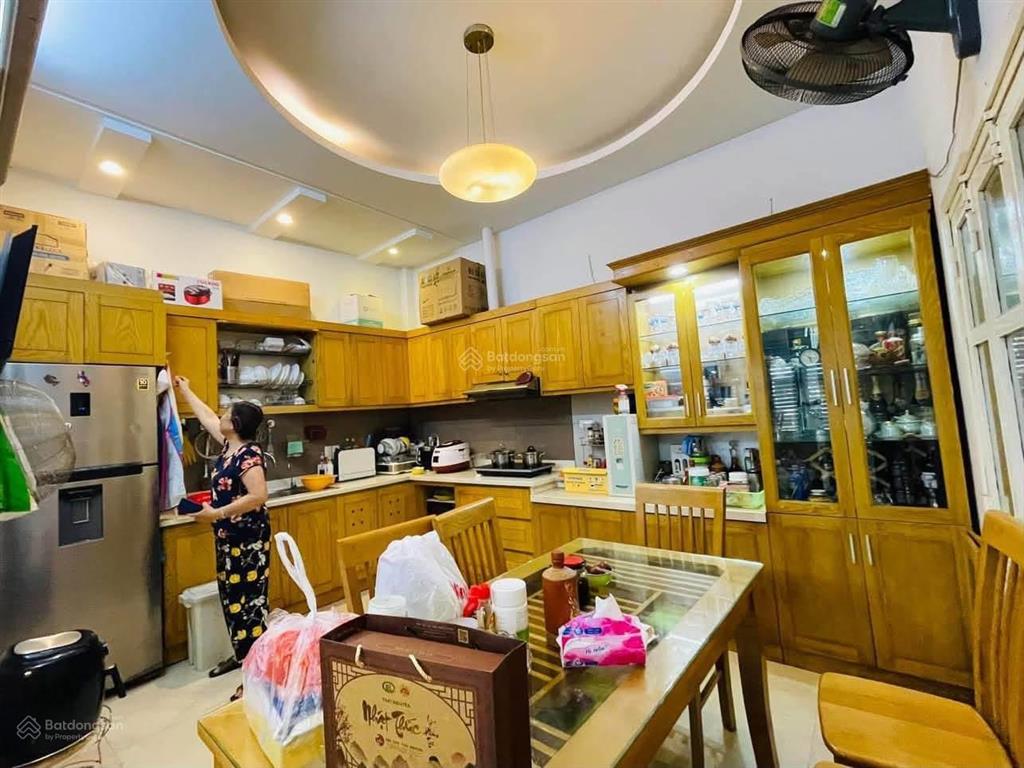 Bán nhà mặt ngõ thôngkinh doanh đỉnhôtôngõ 23 nguyễn thị địnhcầu giấy62m4tầngmt 4.8m11,8 tỷ