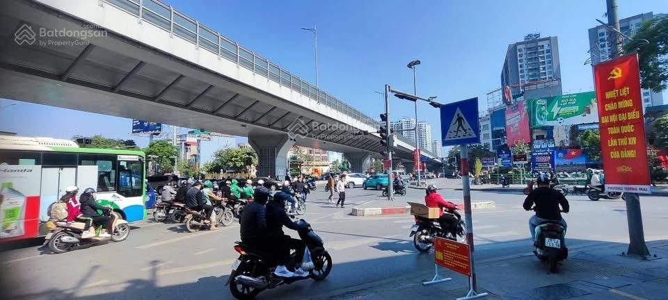 Bán nhà mặt phố minh khaihai bà trưnggiá đầu tư103m23 tầngmt 4msổ đỏkinh doanh sầm uất40 tỷ