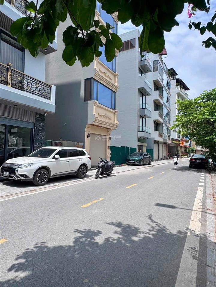 Bán đất mặt phố vạn phúc, kinh doanh, ô tô tránh, vỉa hè, 47m2, mt 4m, giá đầu tư, tòa nhà 10 tầng