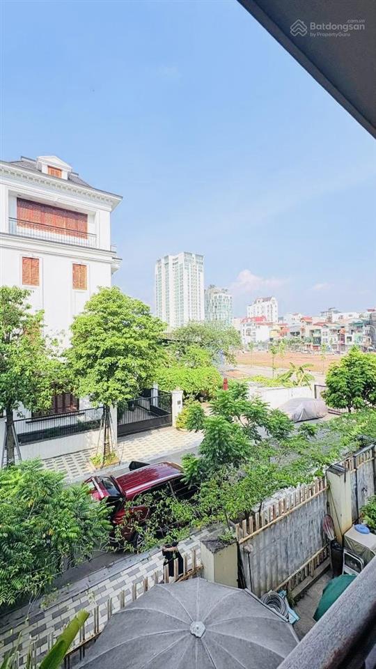 Bán nhà mặt phố đặng thai mai tây hồ đường rộng 45m  diện tích 400m2  3 tầng  mt 18m  287 tỷ