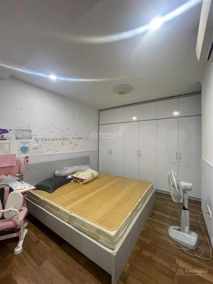 Bán chung cư cao cấp goldmart city 136 hồ tùng mậu  80m2  2 ngủ 2 wc  sổ đỏ  giá 6,45 tỷ