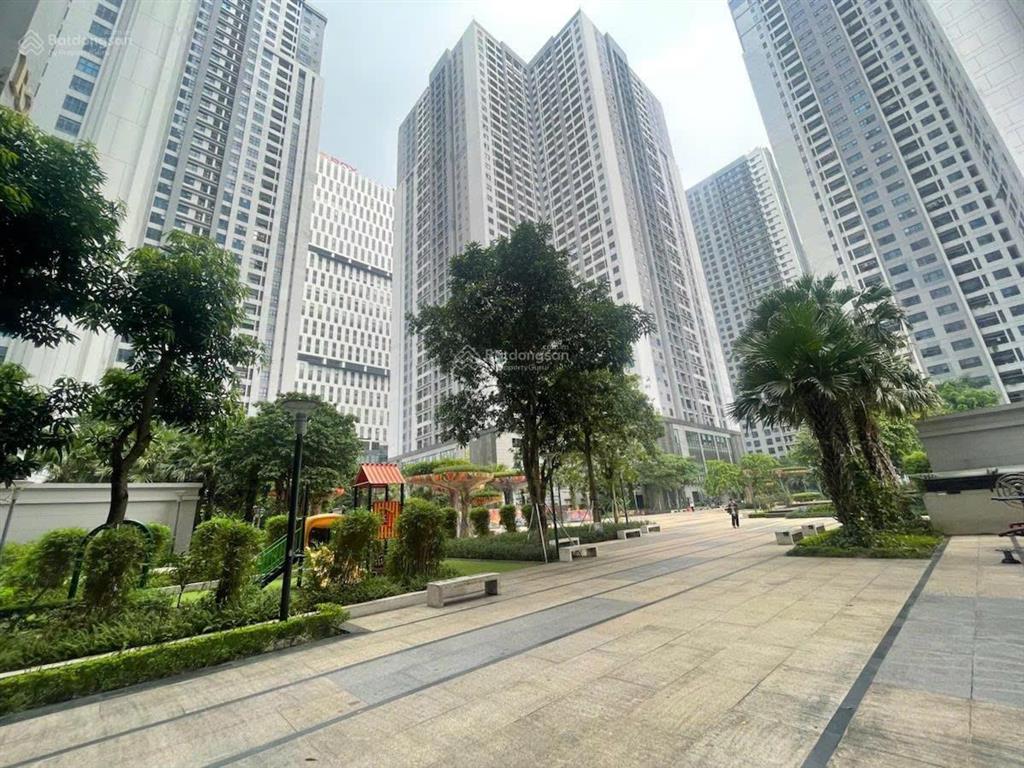 Bán chung cư cao cấp goldmart city 136 hồ tùng mậu  80m2  2 ngủ 2 wc  sổ đỏ  giá 6,45 tỷ