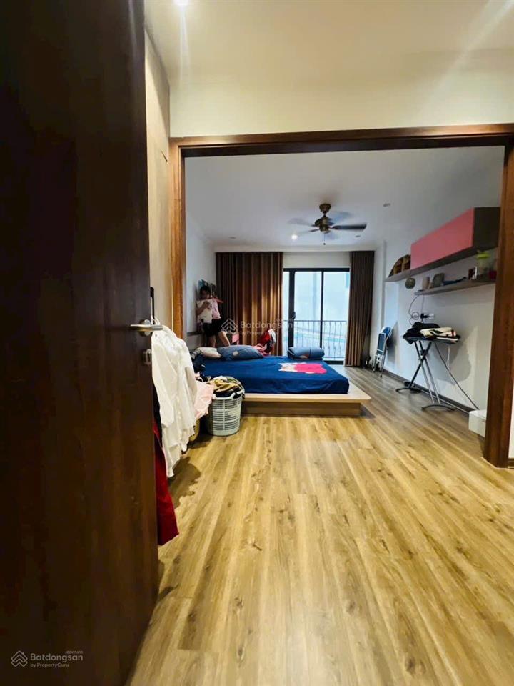 Bán nhà phố văn cao  liễu giai  ba đình  30m2  5 tầng  3,8m  sổ đỏ  không quy hoạch  7,6 tỷ