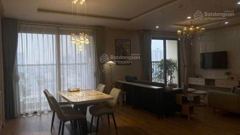 Giảm 1.2 tỷ giá 6.99 tỷbán chung cư intracom trung văn4 pn 3wcdiện tích 120m2sổ đỏ lâu dài.
