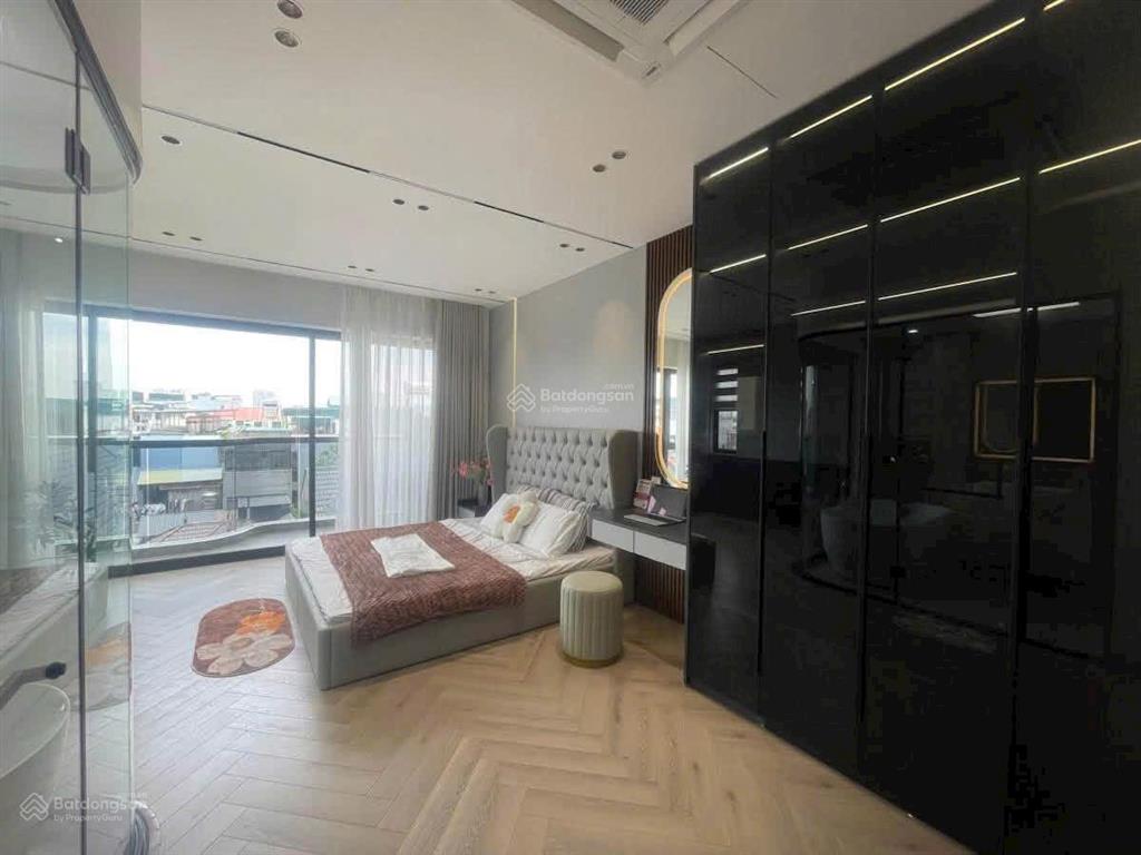 Bán nhà phố hoàng ngâncầu giấythang máyô tô50m26 tầngmặt tiền 4.6mgiá 14.5 tỷfull nội thất